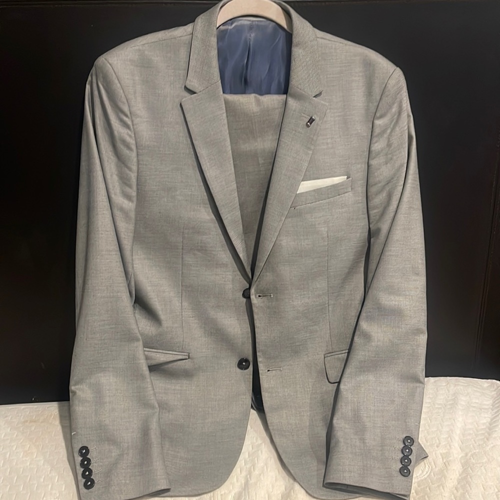 Zara Mens suit set Full suit